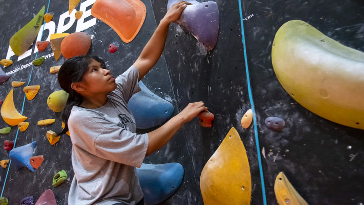 Nicole Ramírez deportista de escalada